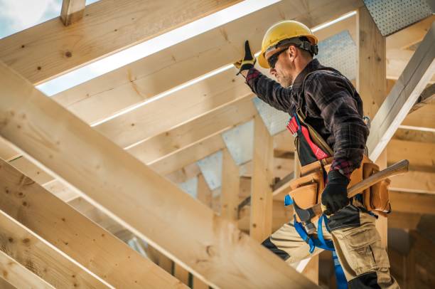 Best Roof Maintenance Services  in Menasha, WI