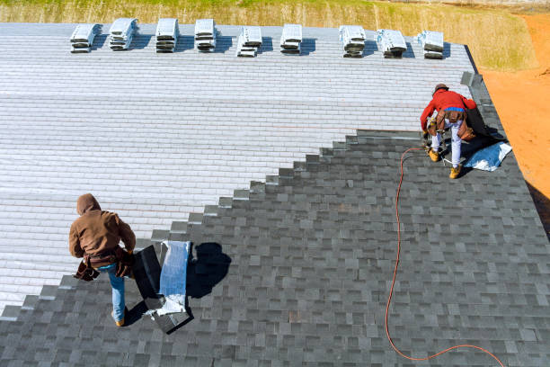 Best Flat Roof Repair Services  in Menasha, WI